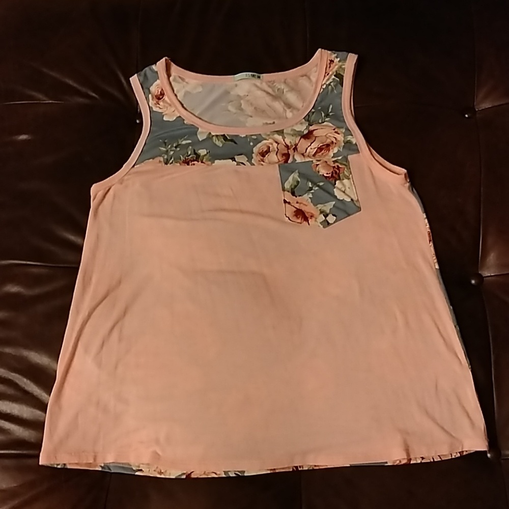 P.s. Kate Pink Lily boutique floral tank